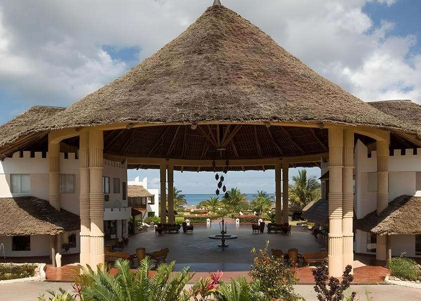  Nungwi Hotel Exterior