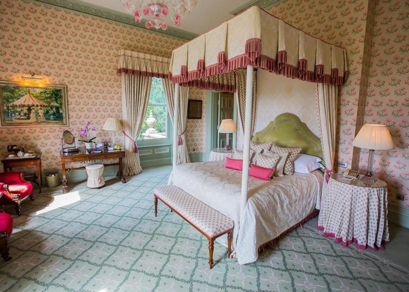 England Lutterworth Four Poster Suite 