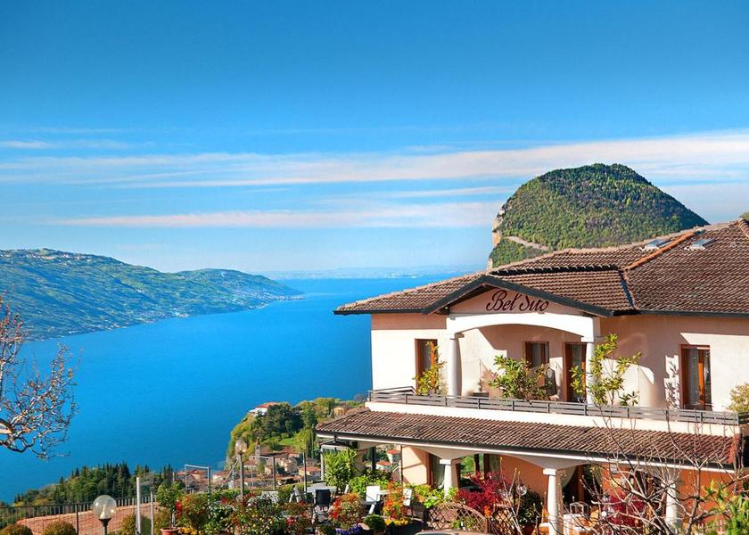 Lombardy Tremosine Entrance