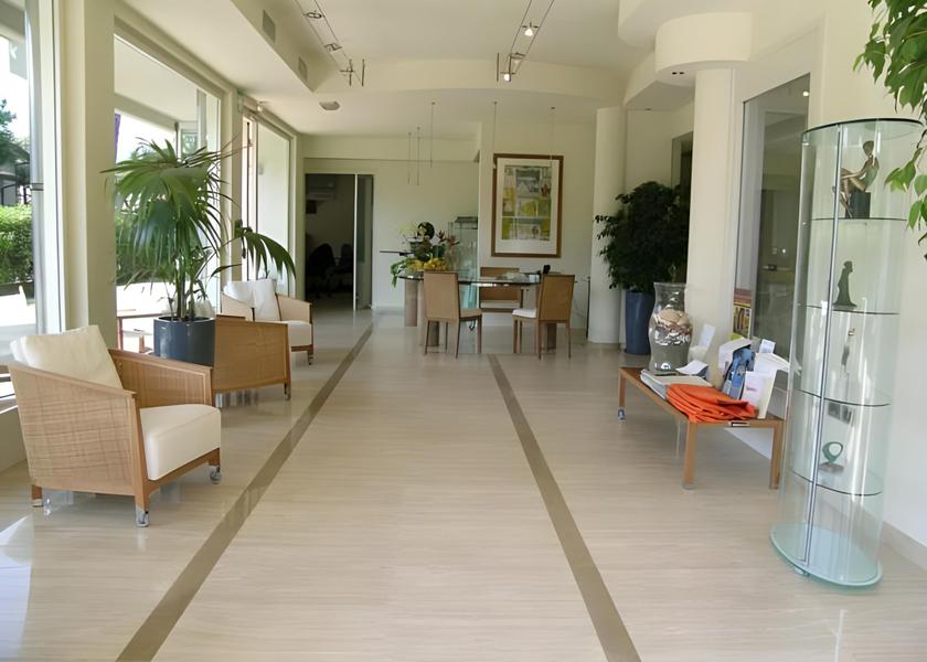 Tuscany Pietrasanta Lobby