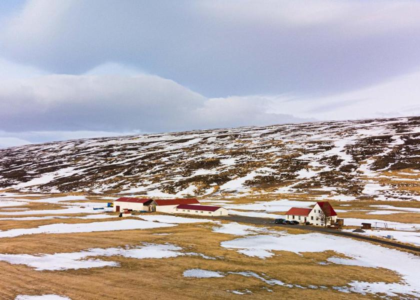 Northeastern Region Laugar Exterior view