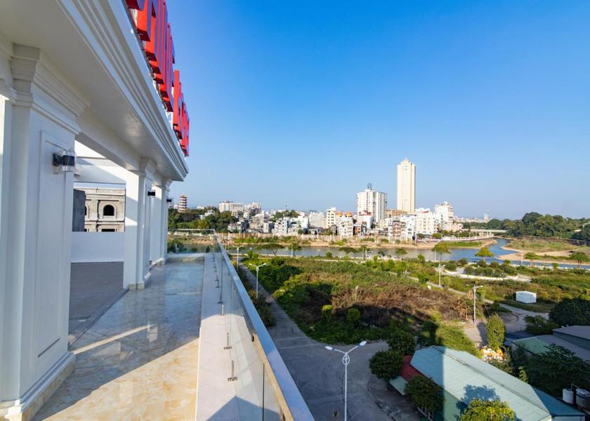 Quang Ninh Province Mong Cai Balcony/terrace