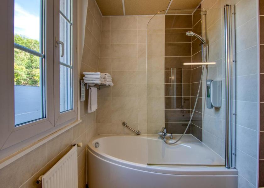 Nouvelle-Aquitaine Vitrac Family Studio
