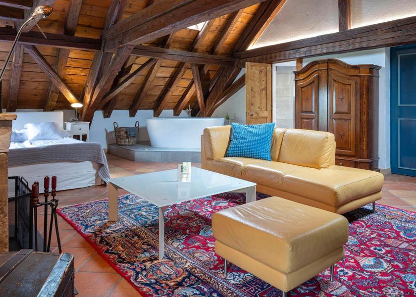 Canton of Neuchatel Neuchatel Public Areas