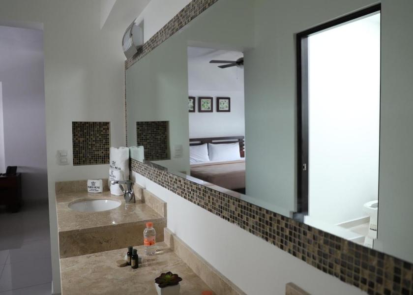 Campeche Ciudad del Carmen Junior Suite with Pool View