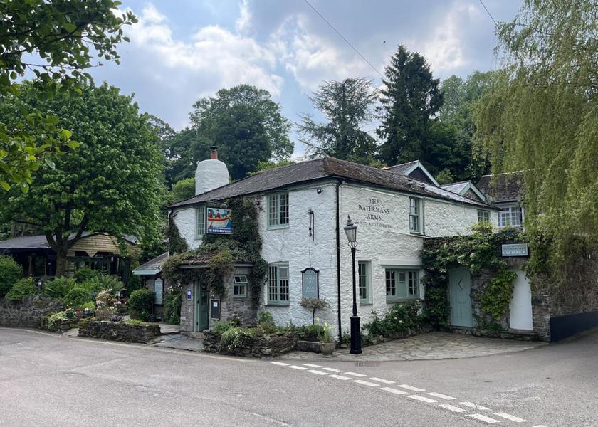 England Totnes Exterior view