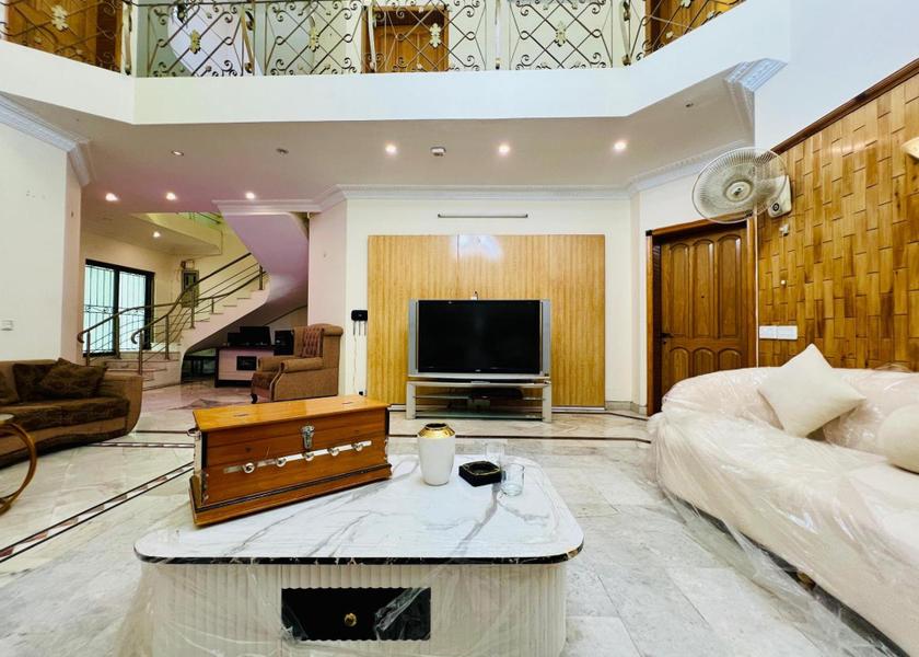 Federal Capital Territory Islamabad Shared lounge/TV area