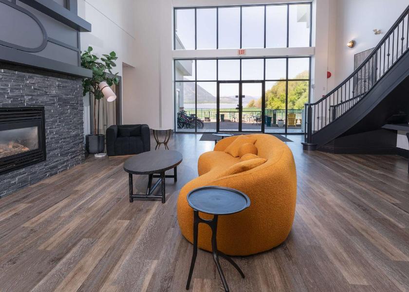British Columbia Salmon Arm Lobby