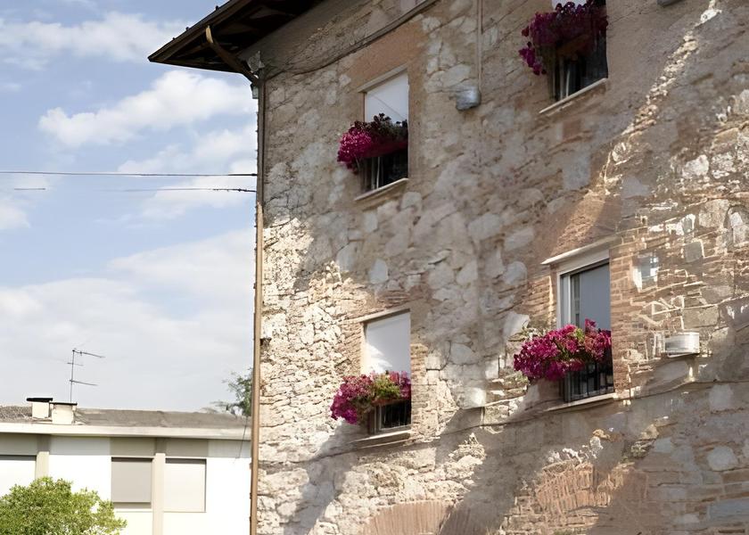 Tuscany Lucca Exterior view