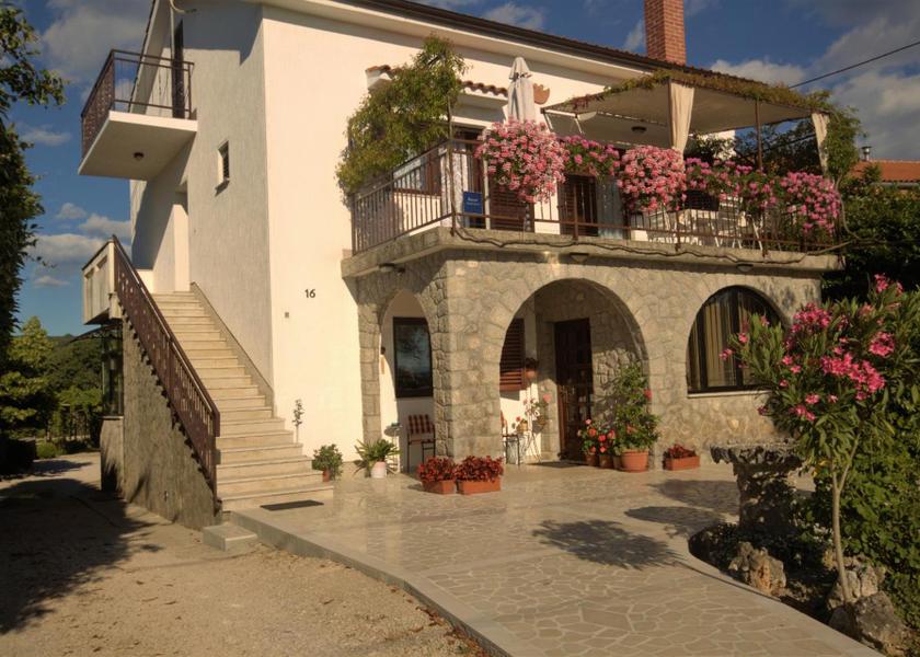 Primorje-Gorski Kotar Malinska-Dubasnica Entrance