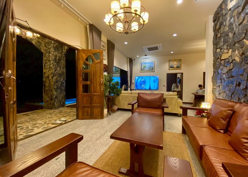 Saraburi Province Kaeng Khoi Shared lounge/TV area