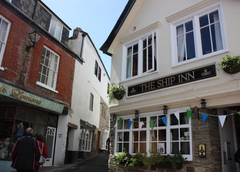 England Fowey Exterior view