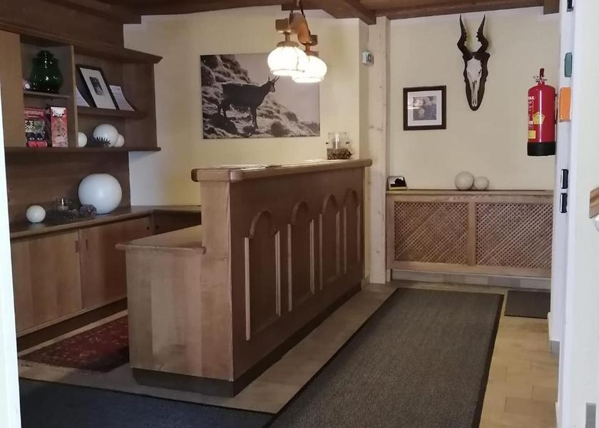 Tyrol Tux Lobby