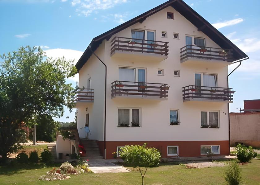 Karlovac Rakovica Exterior view