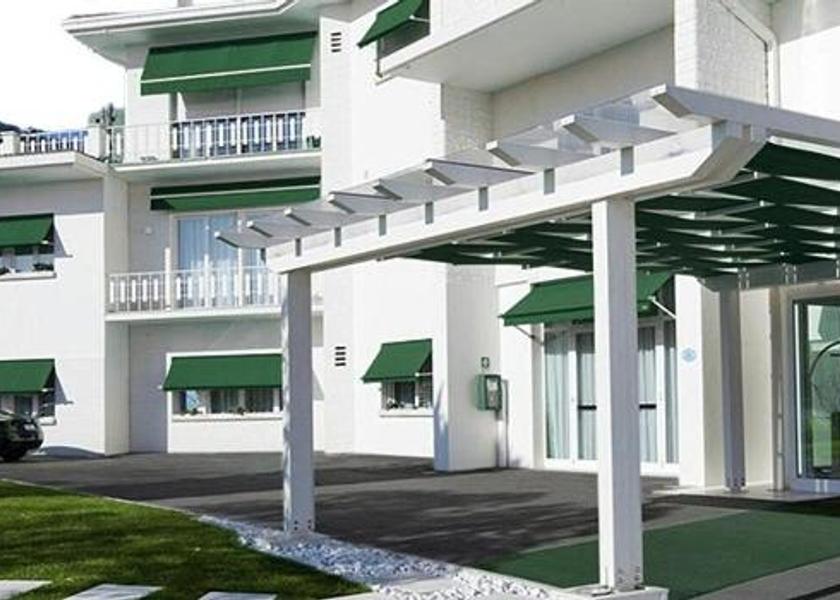  Borgo Maggiore Exterior view