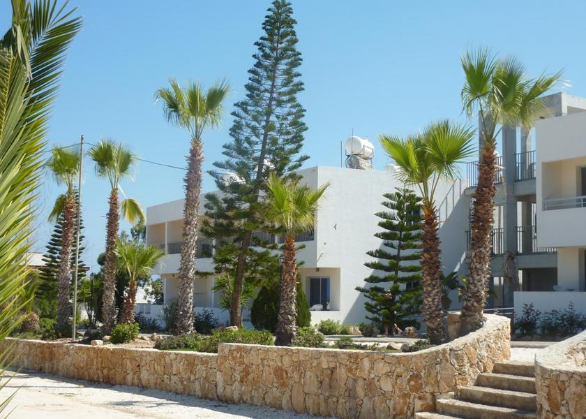 Paphos Neo Chorio Exterior view