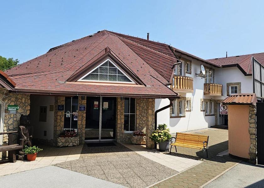 Karlovac Rakovica Exterior view