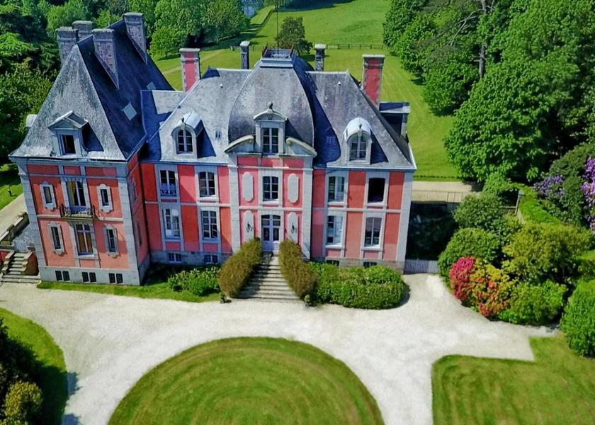 Normandy Bacilly Exterior view