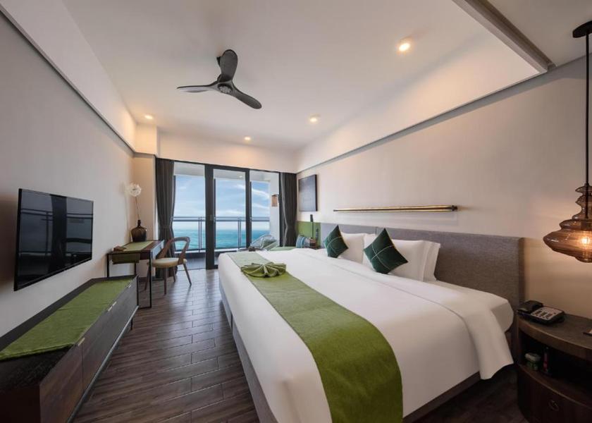 Guangdong Huizhou Panaromic Deluxe Ocean View King-Bed Room		
