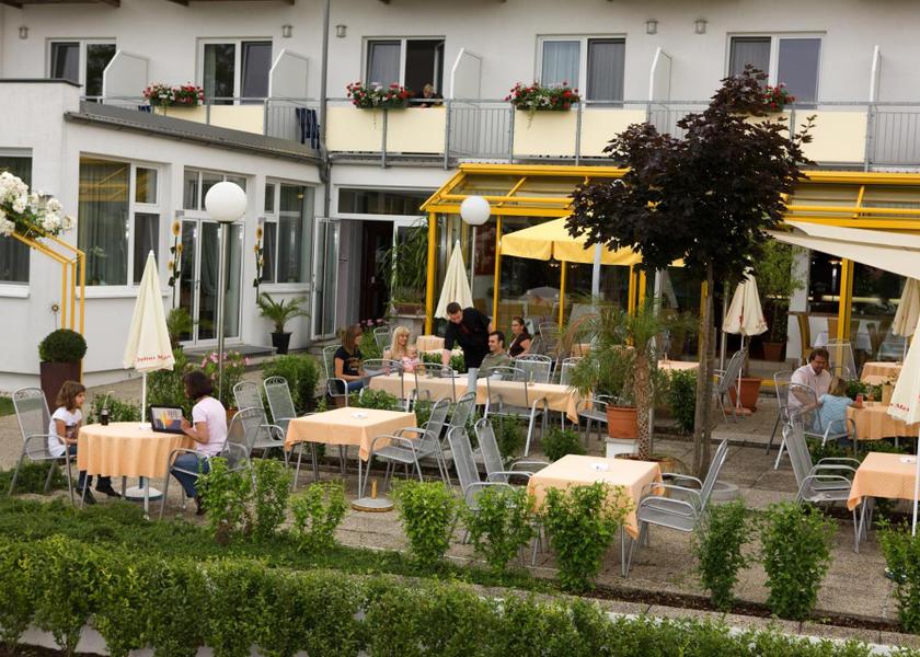 Burgenland Podersdorf am See Exterior view