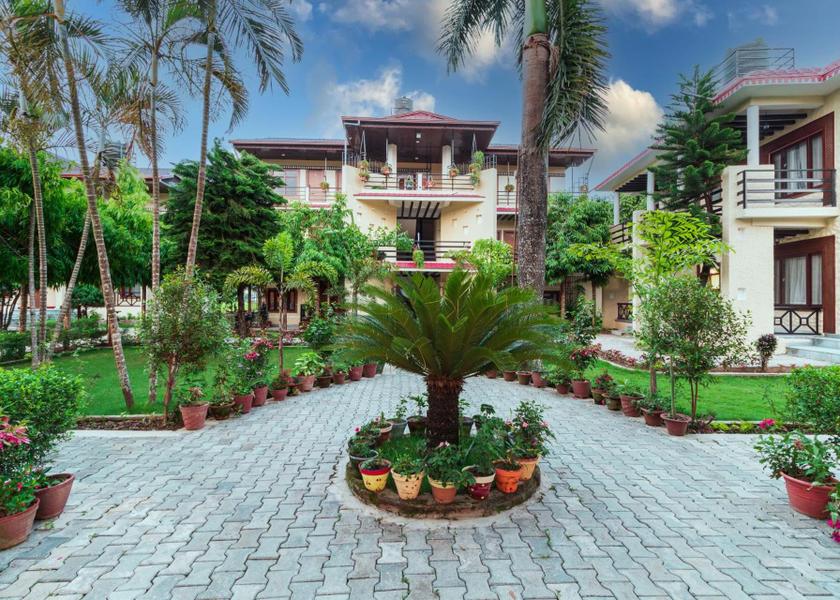 Bagmati Sauraha Exterior view