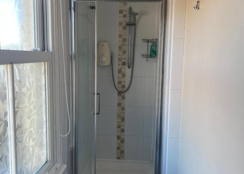 England Aylesbury Single Room with Shared Bathroom