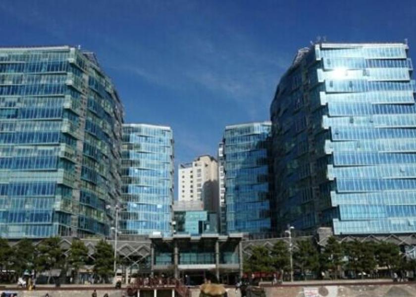  Busan Exterior view