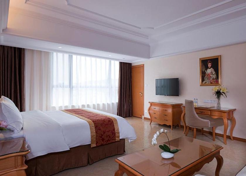 Guangdong Yangjiang Executive King Room