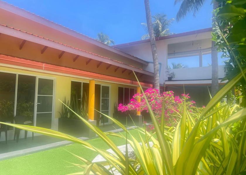 North Ari Atoll Thoddoo Exterior view
