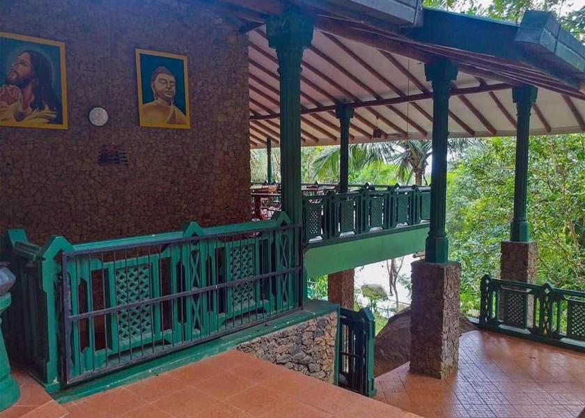 Sabaragamuwa Province Belihuloya 