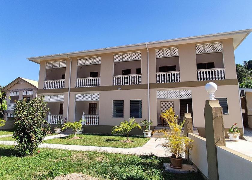  Praslin Island Exterior view