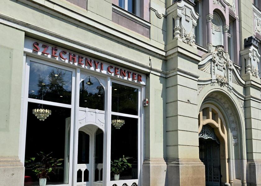 Csongrád Szeged Exterior view