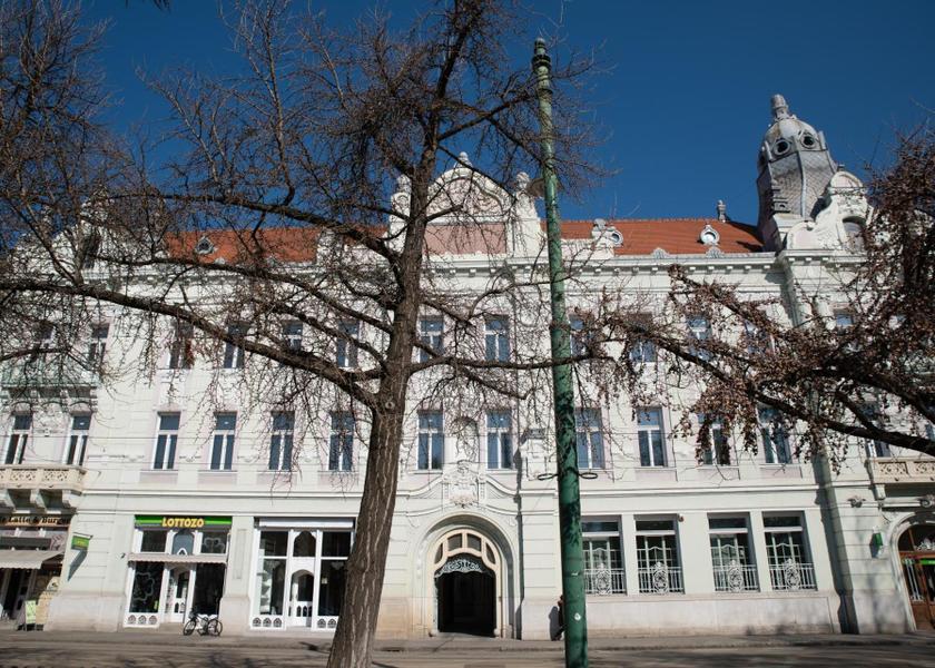 Csongrád Szeged Exterior view