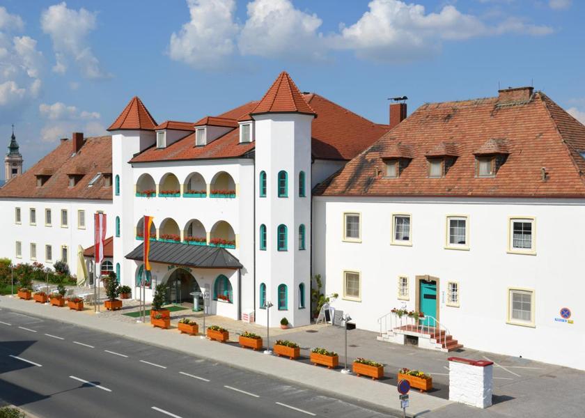 Burgenland Rust Exterior view