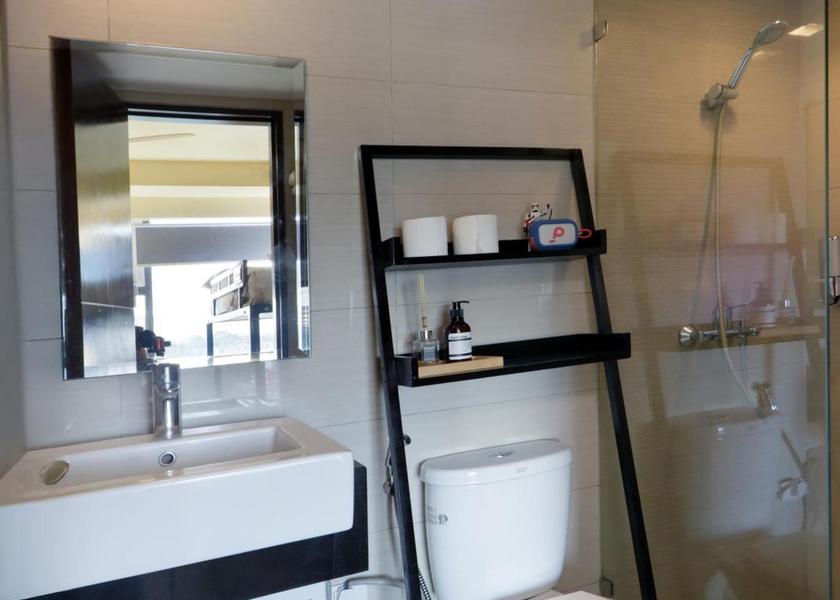  Taguig Deluxe Queen Studio 