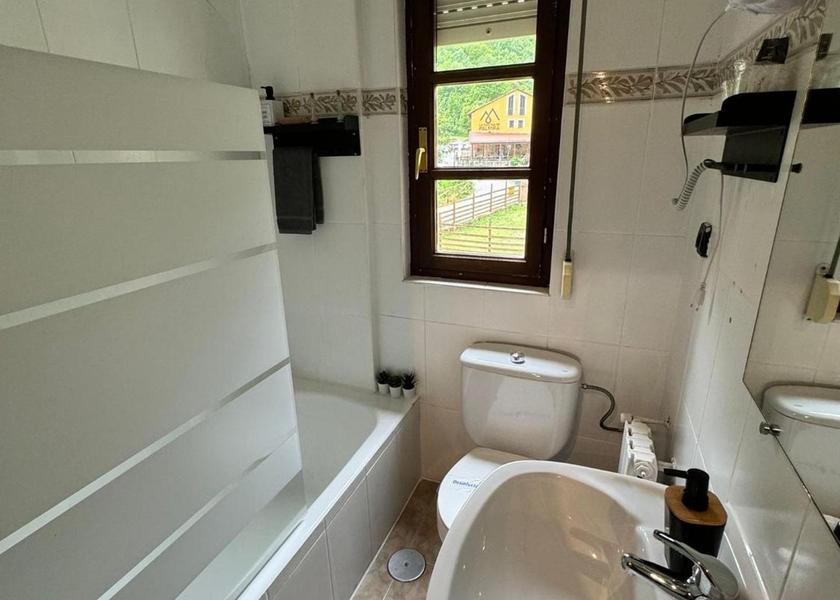 Castile and León Posada de Valdeon Single Room with Private External Bathroom