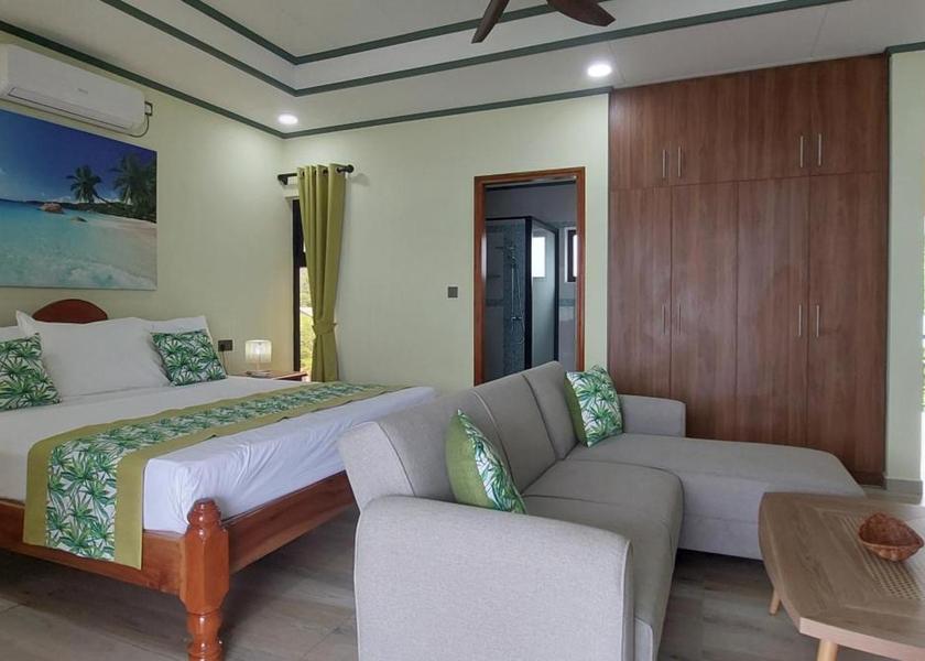  Praslin Island One-Bedroom Apartment With Ocean View