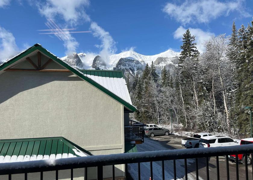 Alberta Harvie Heights Hotel Exterior