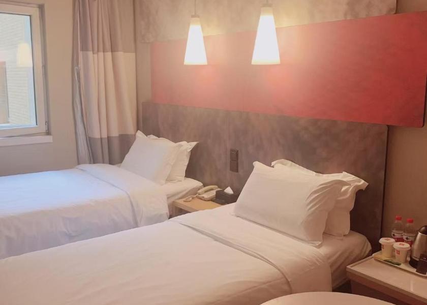  Tianjin Deluxe Twin Room