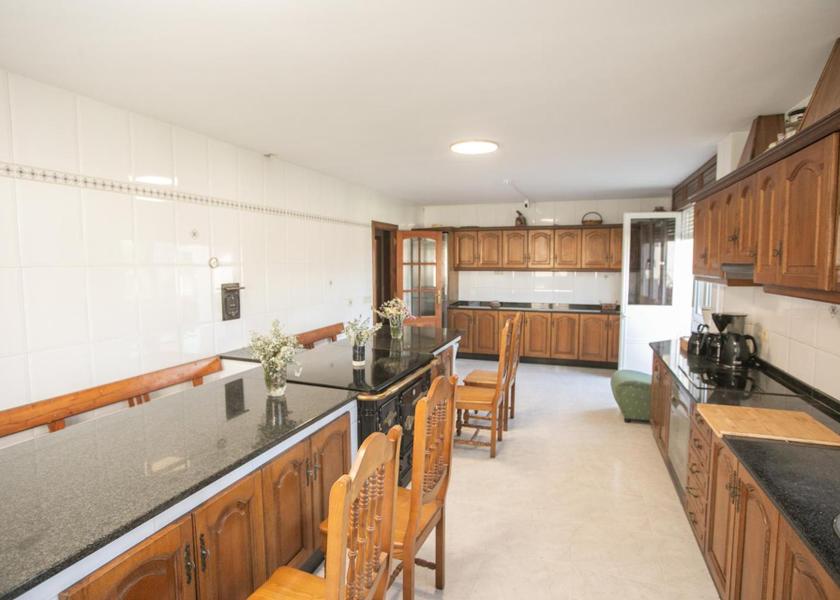 Galicia O Pino Kitchen