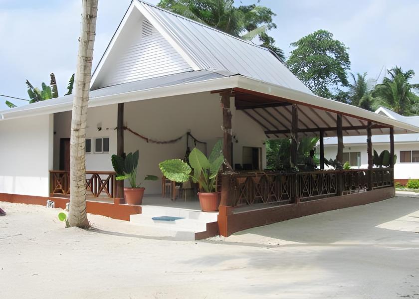  La Digue Restaurant