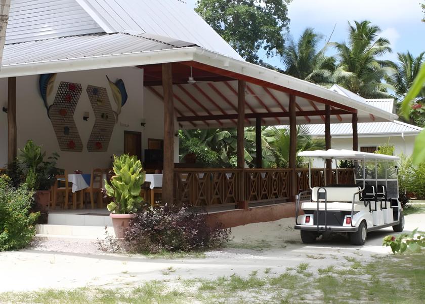  La Digue Exterior view