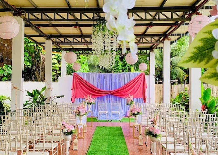 Central Visayas Dauin Outdoor banquet area
