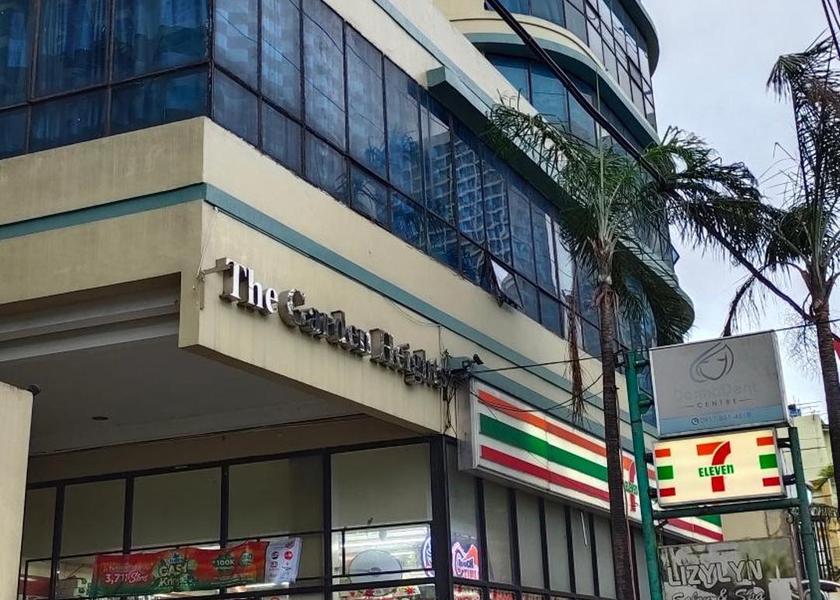  Quezon City Entrance