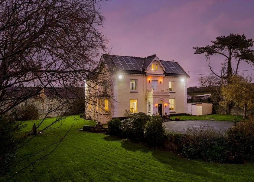 Wales Cardigan Exterior view