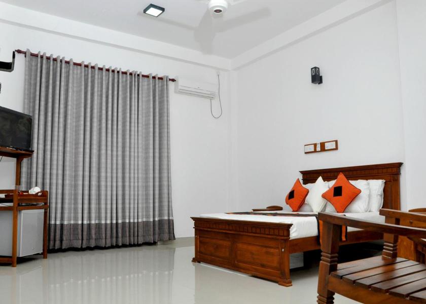 Southern Province Boossa Comfort Double Room with Bath