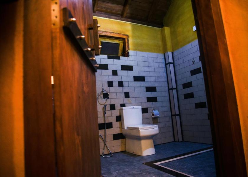 Southern Province Deniyaya Double Room with Lake View