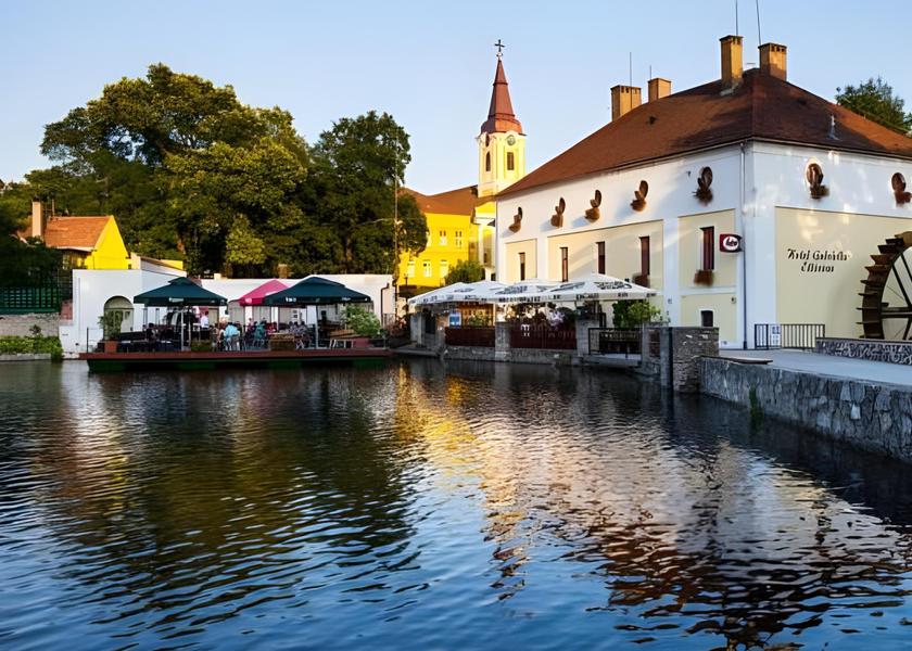 Veszprém County Tapolca Exterior view