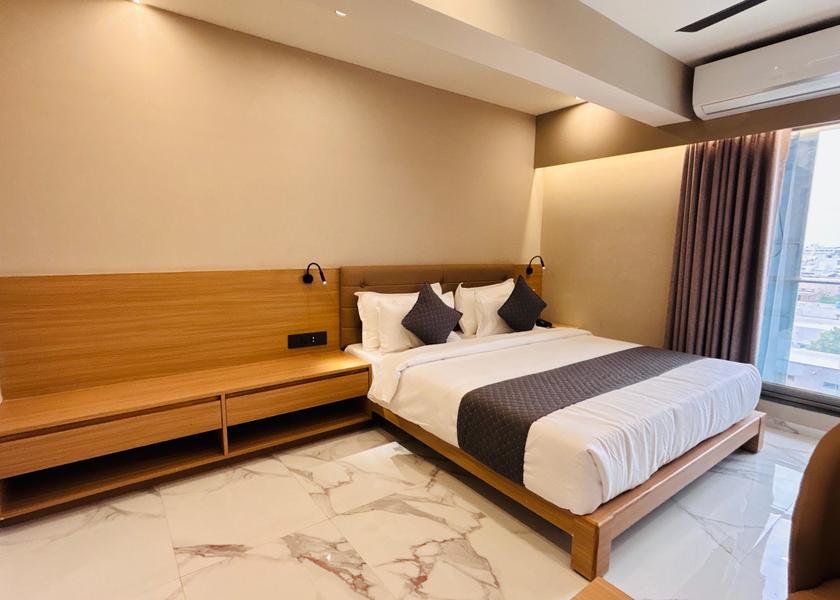 Gujarat Rajkot Deluxe Room With City View