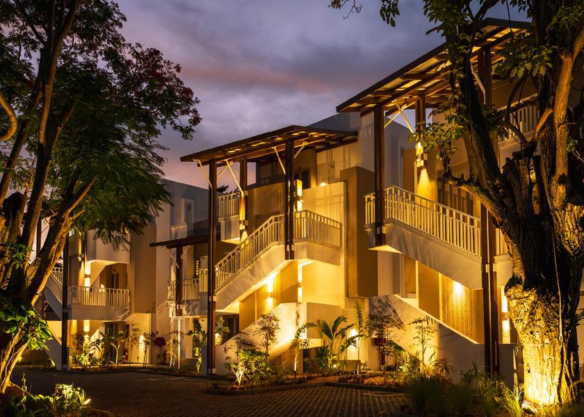  Trou aux Biches Exterior view